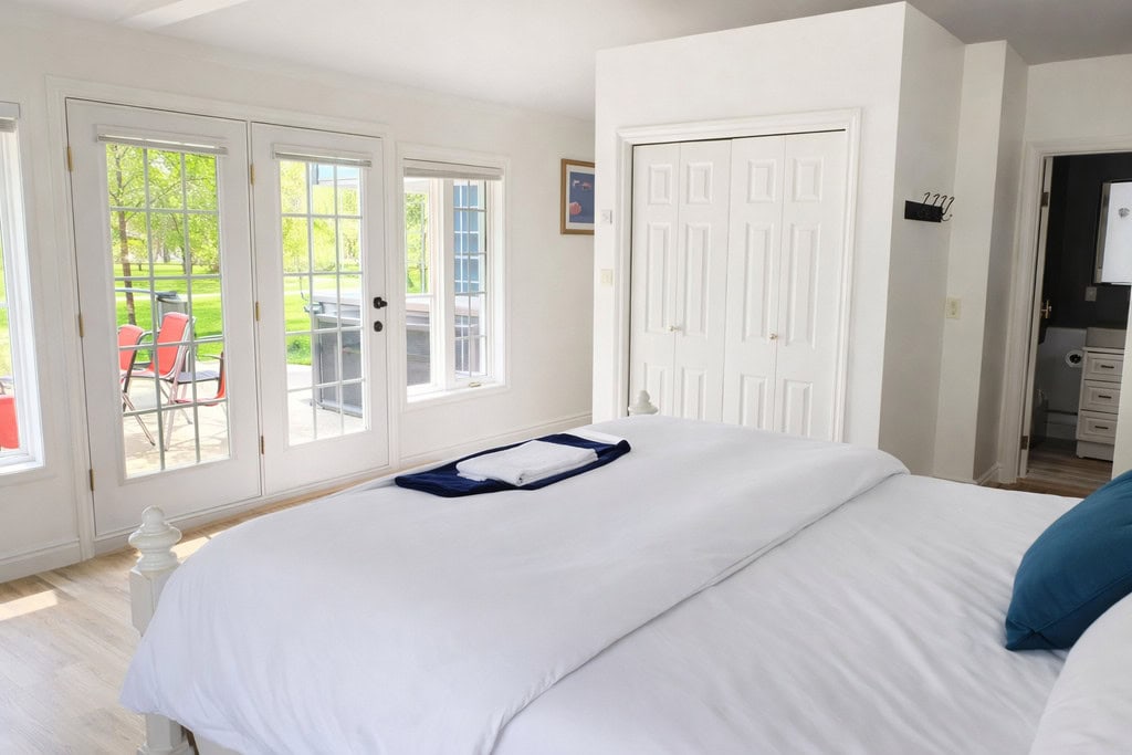 cottage rental prince edward county