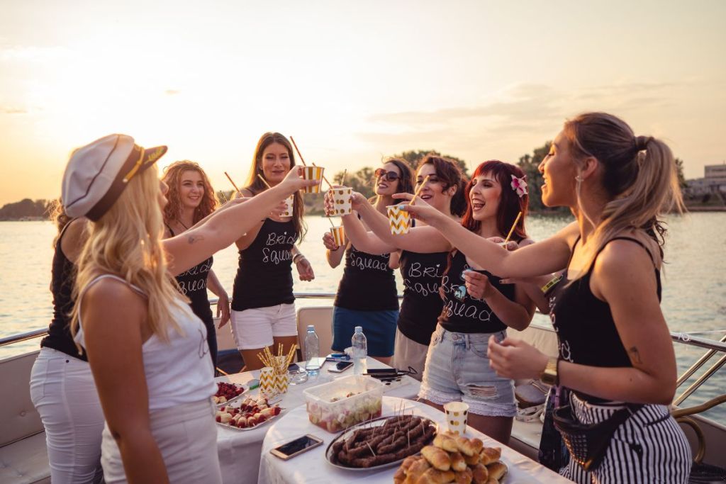 wine tours pontoon boat bachlorette party sandbanks prince edward county